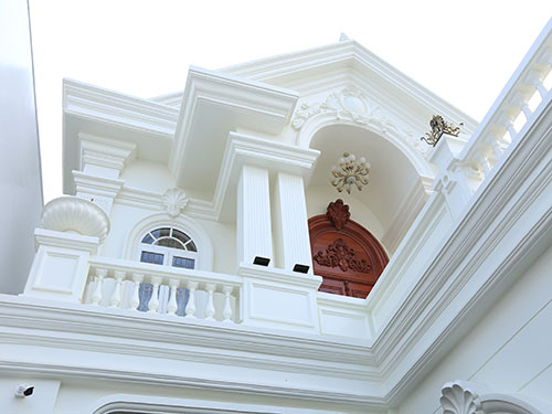 Ứng Dụng Cụ Thể Của Phù Điêu Tân Cổ Điển Trong Thiết Kế Biệt Thự